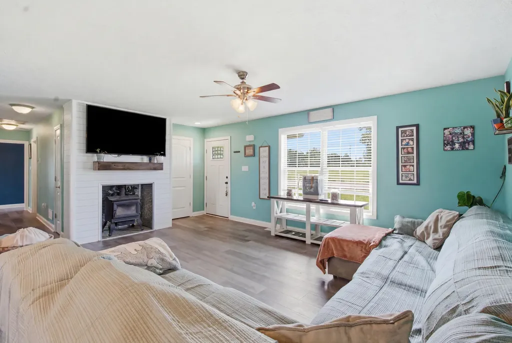 1080 Barker Lane Berea KY 40403