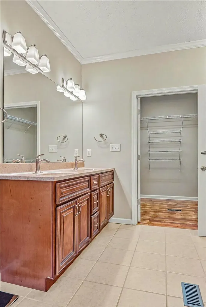 87 Blair Park Corbin KY 40701