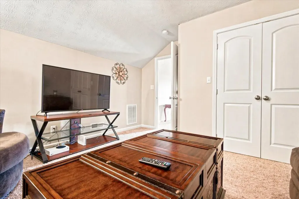 87 Blair Park Corbin KY 40701