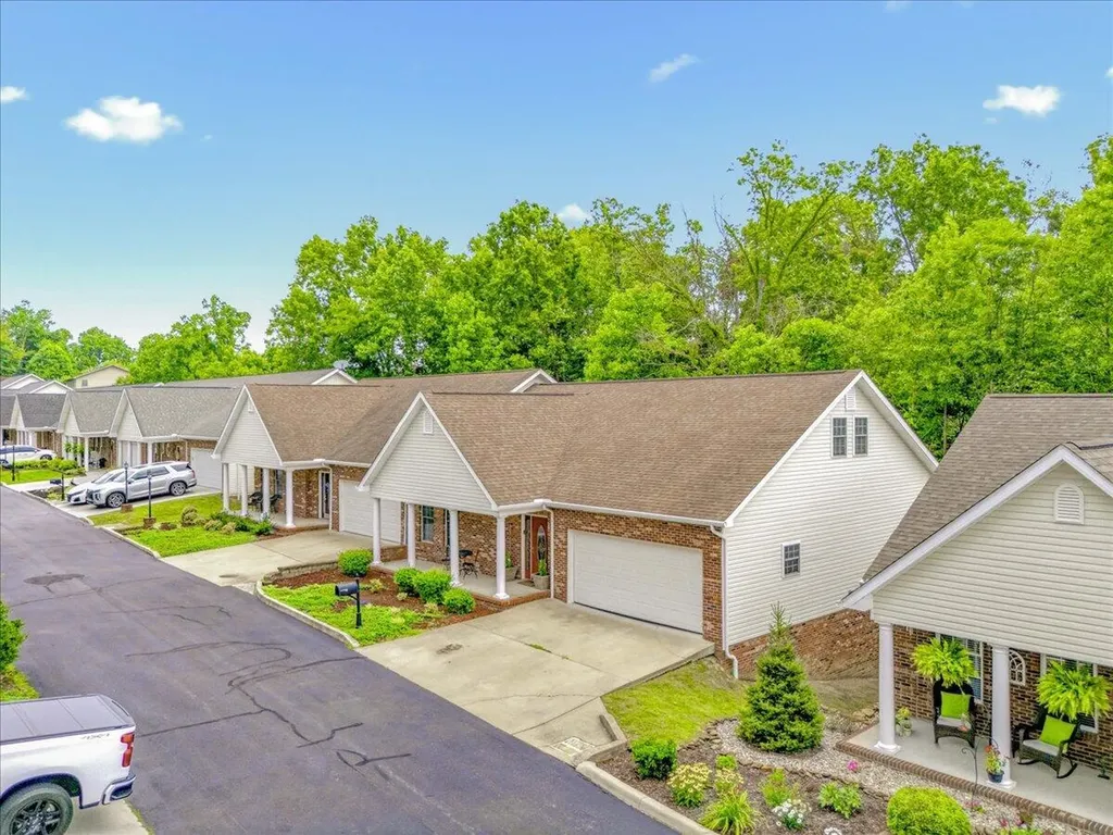 87 Blair Park Corbin KY 40701