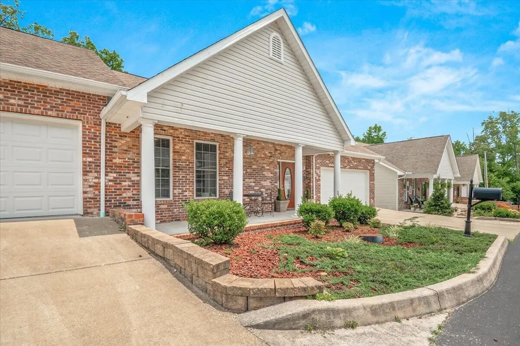 87 Blair Park Corbin KY 40701