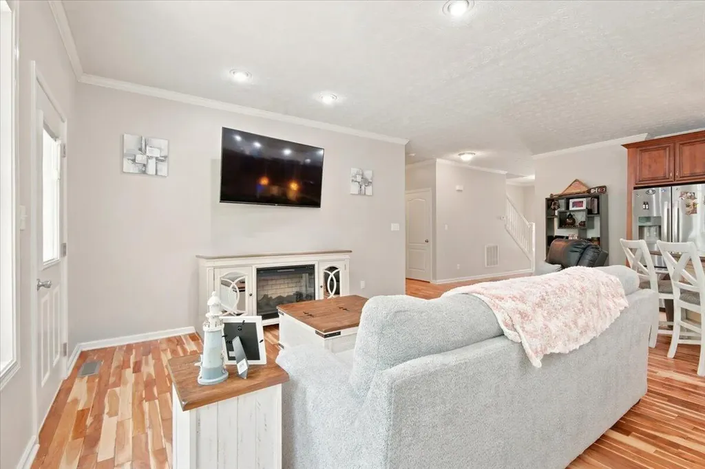 87 Blair Park Corbin KY 40701