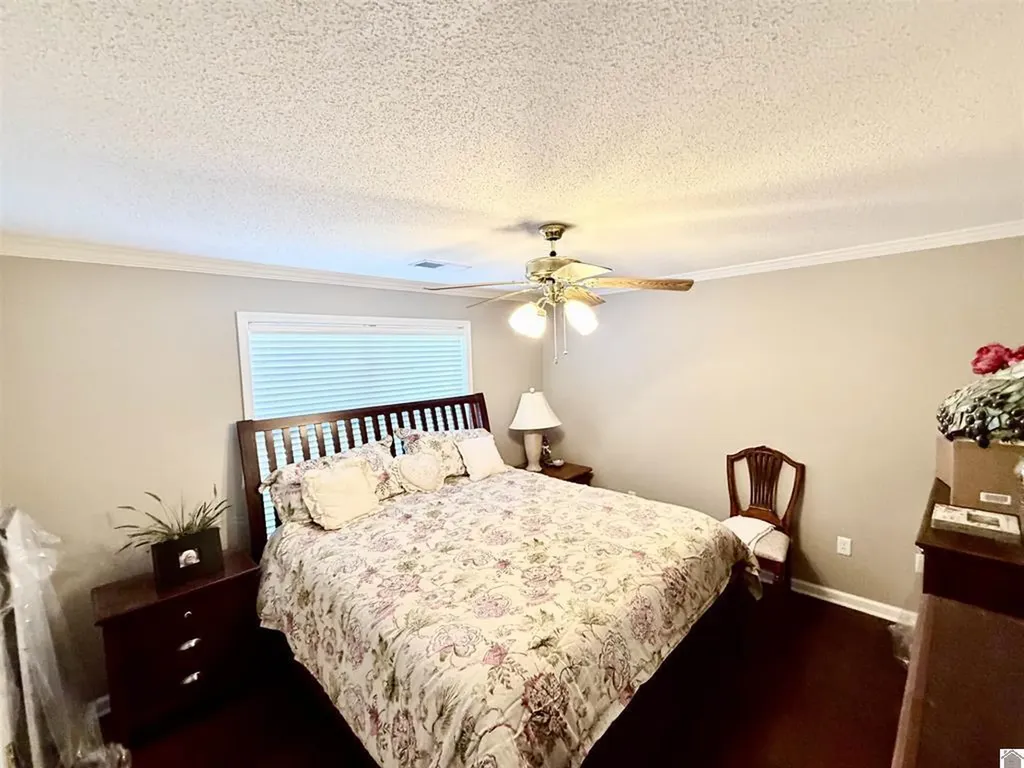 4915 W Towne Drive Paducah KY 42001