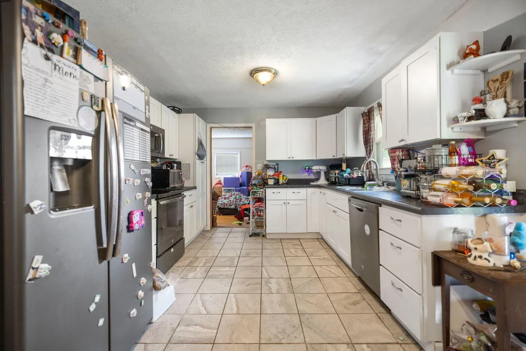 758 N Main Street Stanton KY 40380