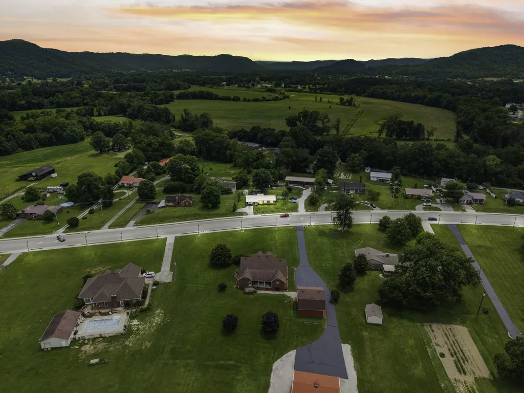 758 N Main Street Stanton KY 40380