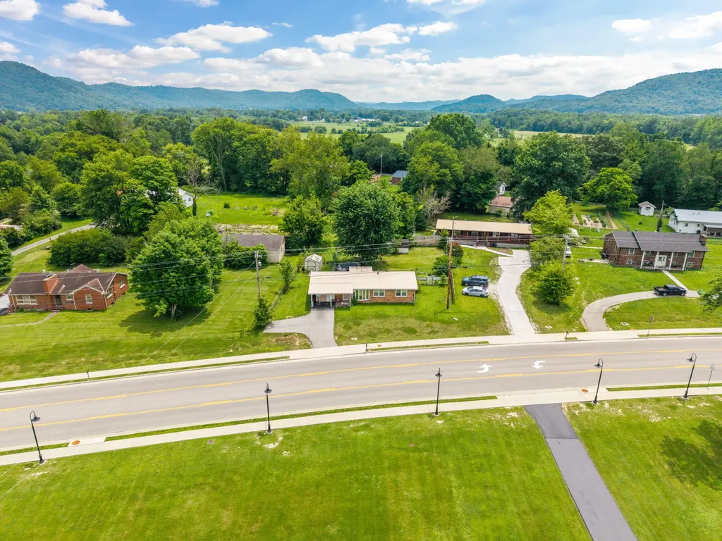 758 N Main Street Stanton KY 40380