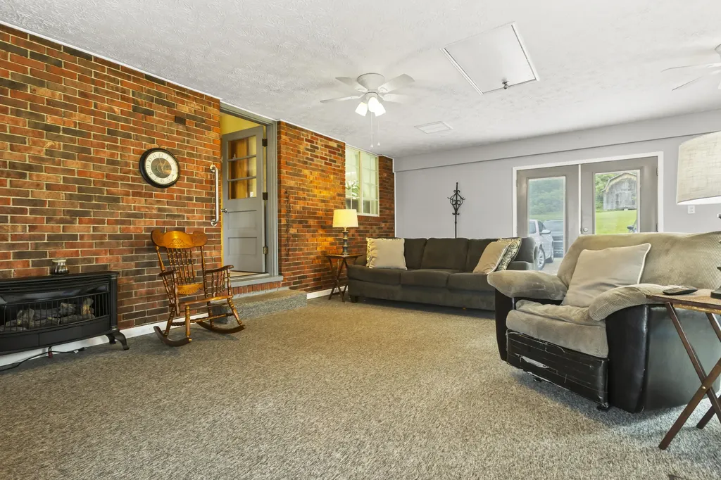 27 Poplar Lane Morehead KY 40351