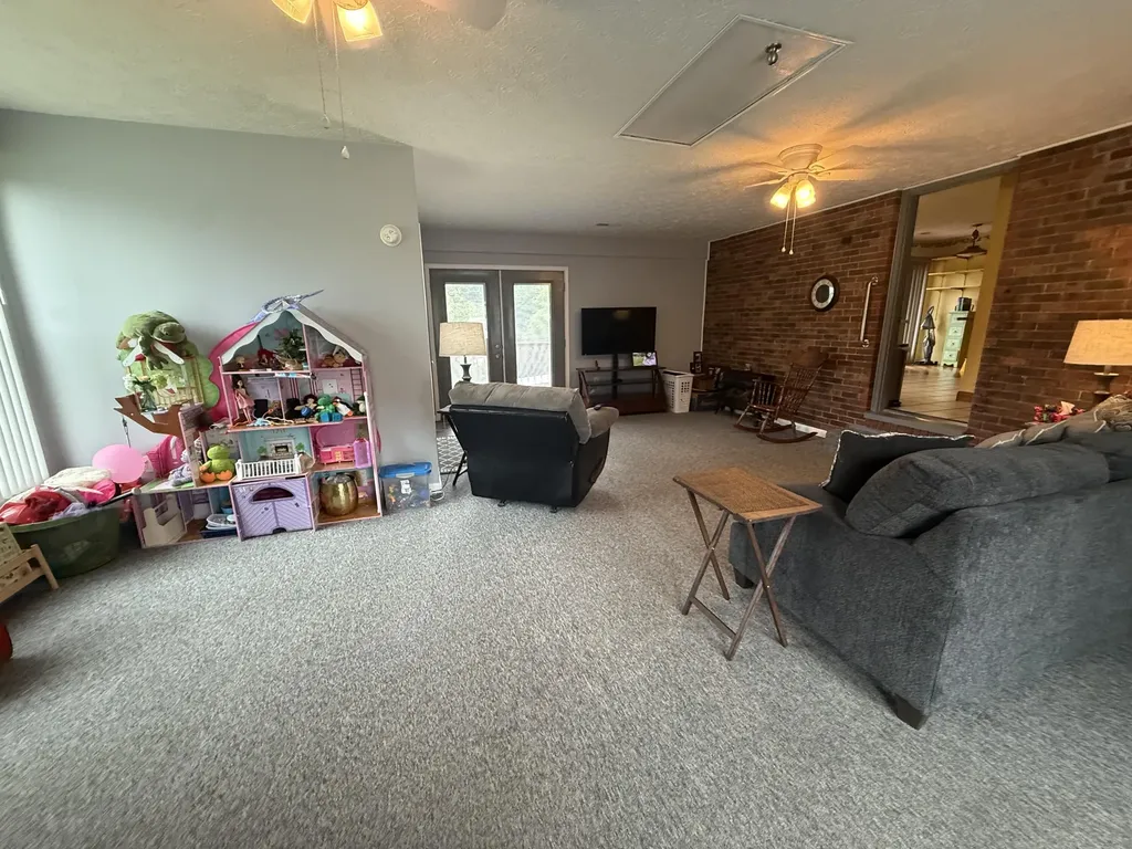 27 Poplar Lane Morehead KY 40351