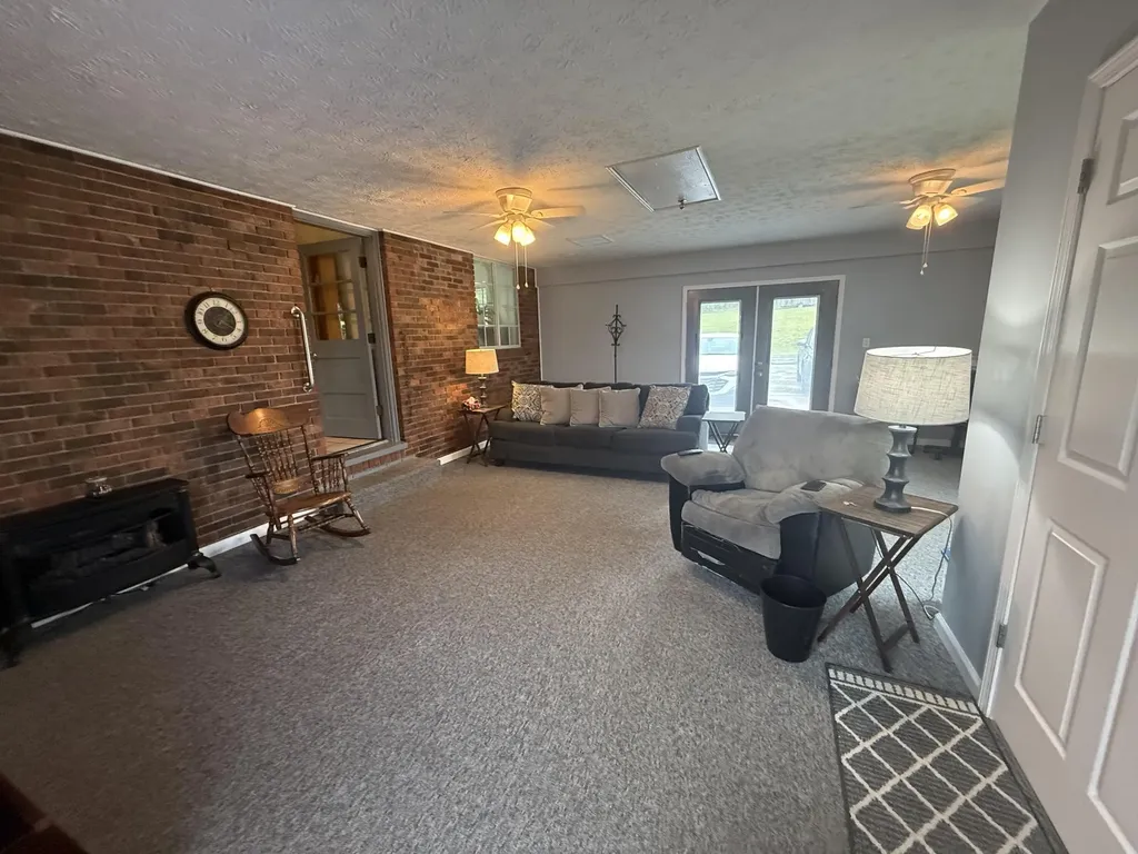 27 Poplar Lane Morehead KY 40351