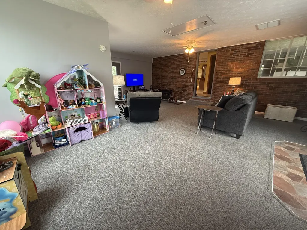 27 Poplar Lane Morehead KY 40351