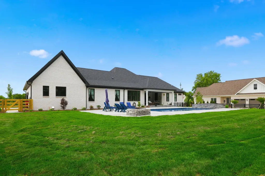 555 Canvasback Drive Nicholasville KY 40356