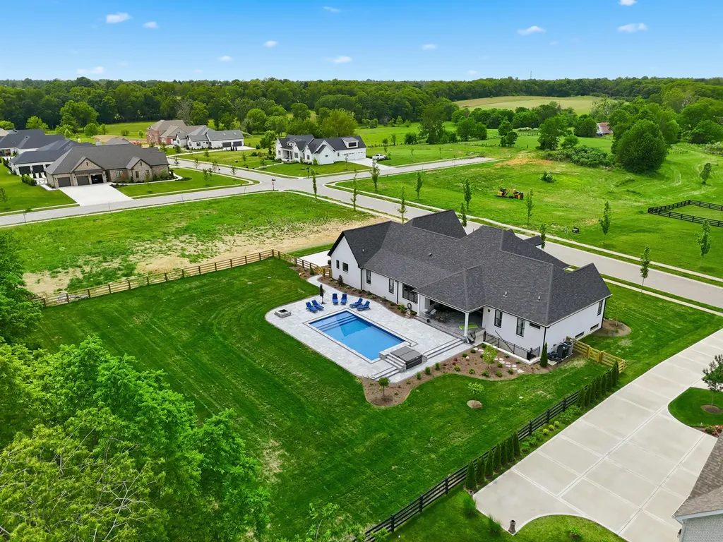 555 Canvasback Drive Nicholasville KY 40356