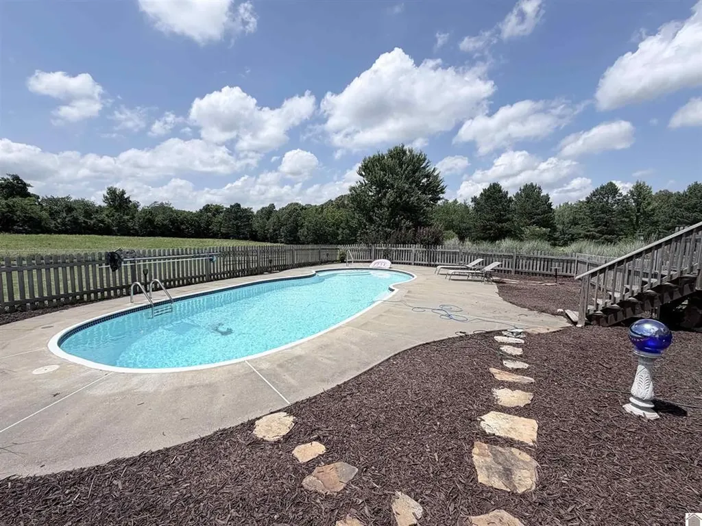 273 N Salem Chapel Road Benton KY 42025