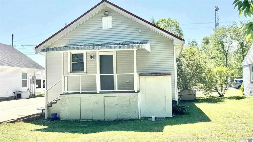 1623 Clark Street Paducah KY 42003