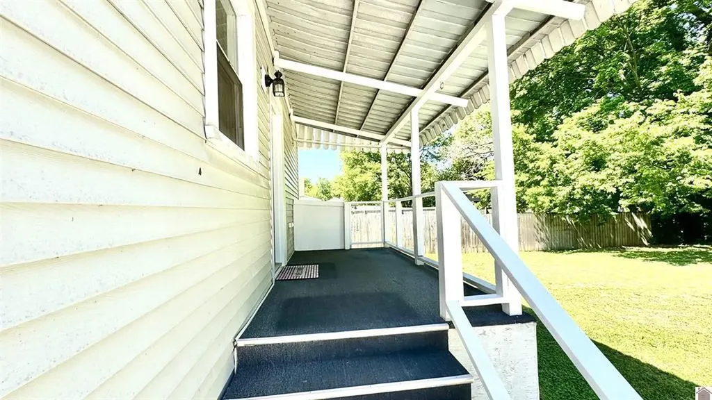 1623 Clark Street Paducah KY 42003
