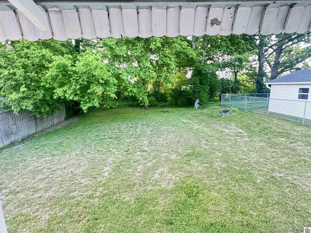 1623 Clark Street Paducah KY 42003