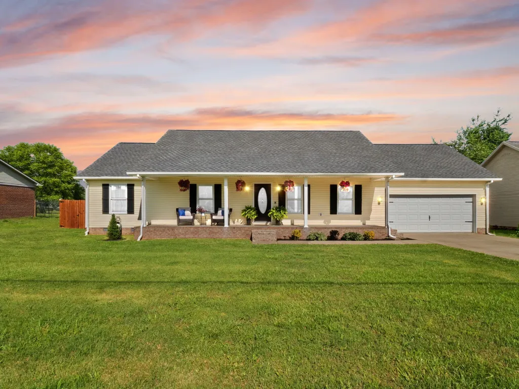 2012 Land's End Court Hopkinsville KY 42240