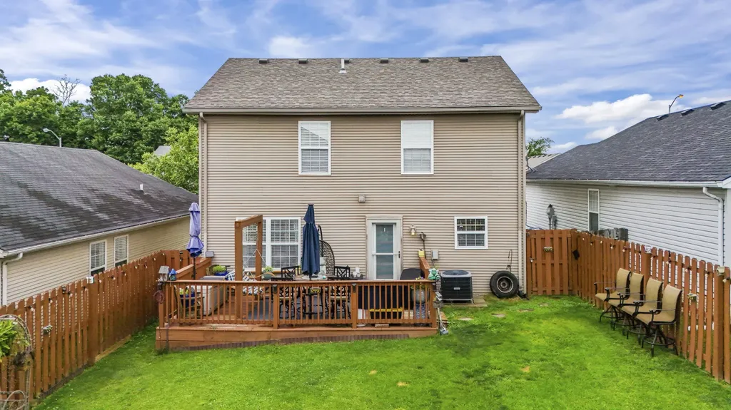 136 Sturbridge Lane Winchester KY 40391
