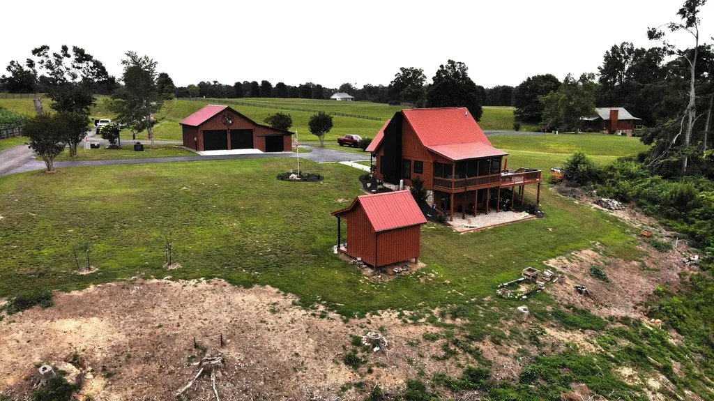 22 Elly Avenue Russell Springs KY 42642