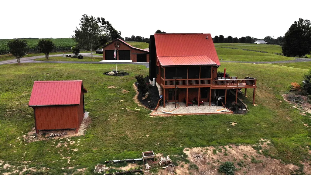 22 Elly Avenue Russell Springs KY 42642