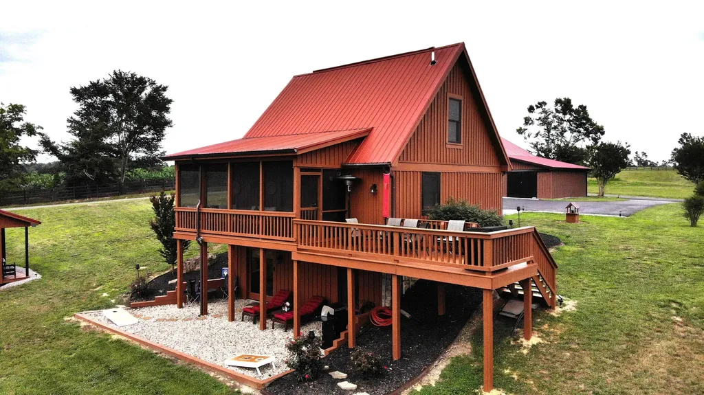 22 Elly Avenue Russell Springs KY 42642