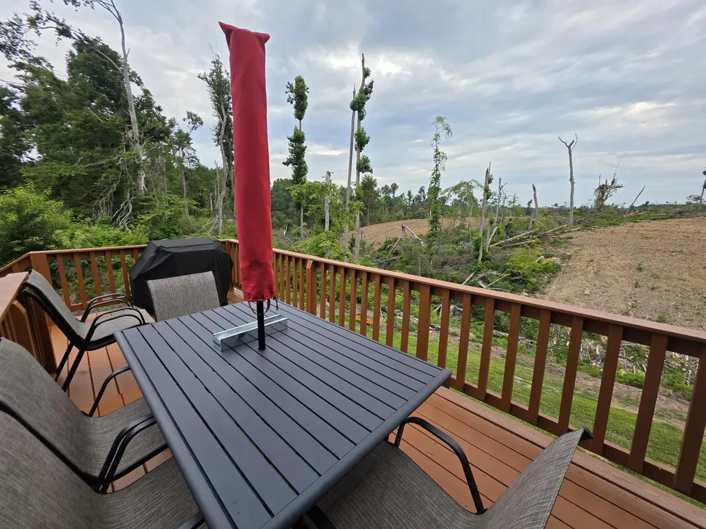22 Elly Avenue Russell Springs KY 42642