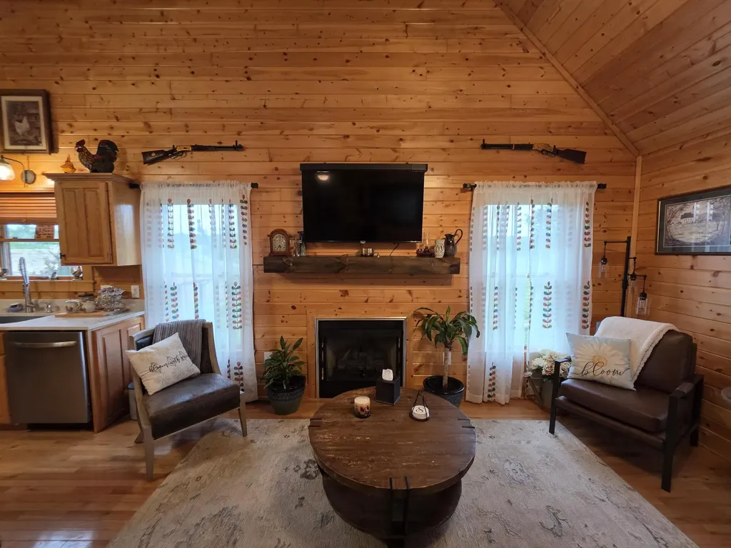 22 Elly Avenue Russell Springs KY 42642