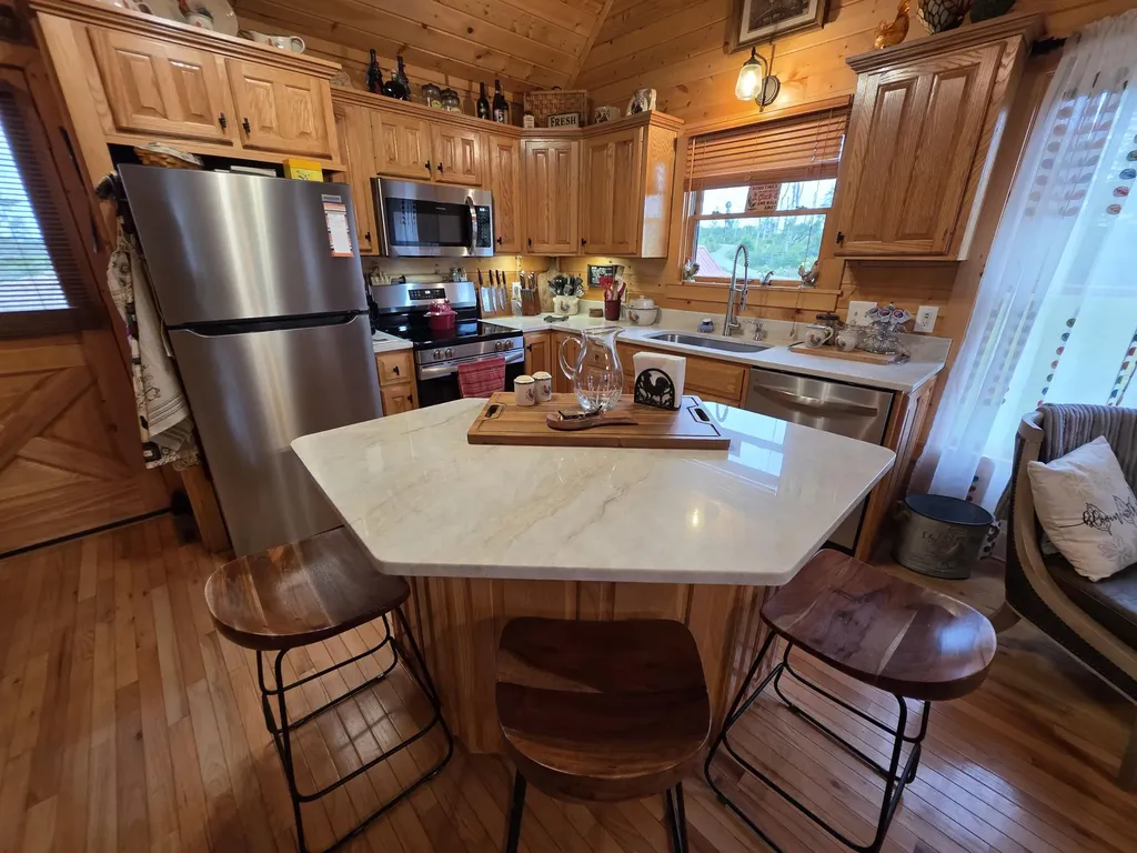 22 Elly Avenue Russell Springs KY 42642