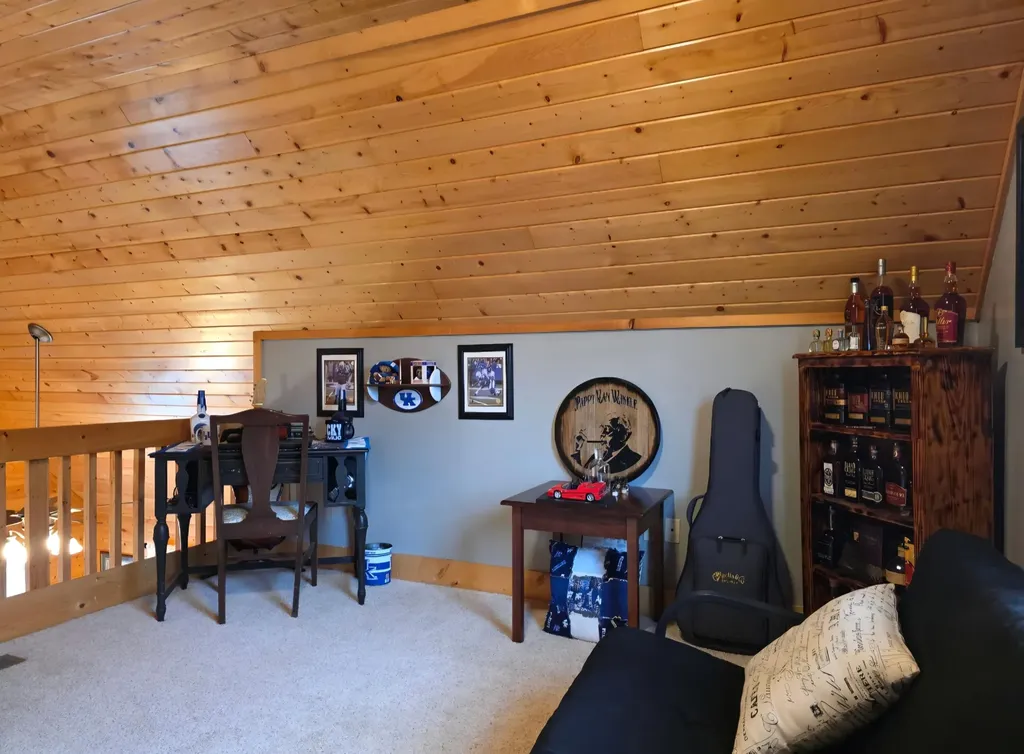 22 Elly Avenue Russell Springs KY 42642