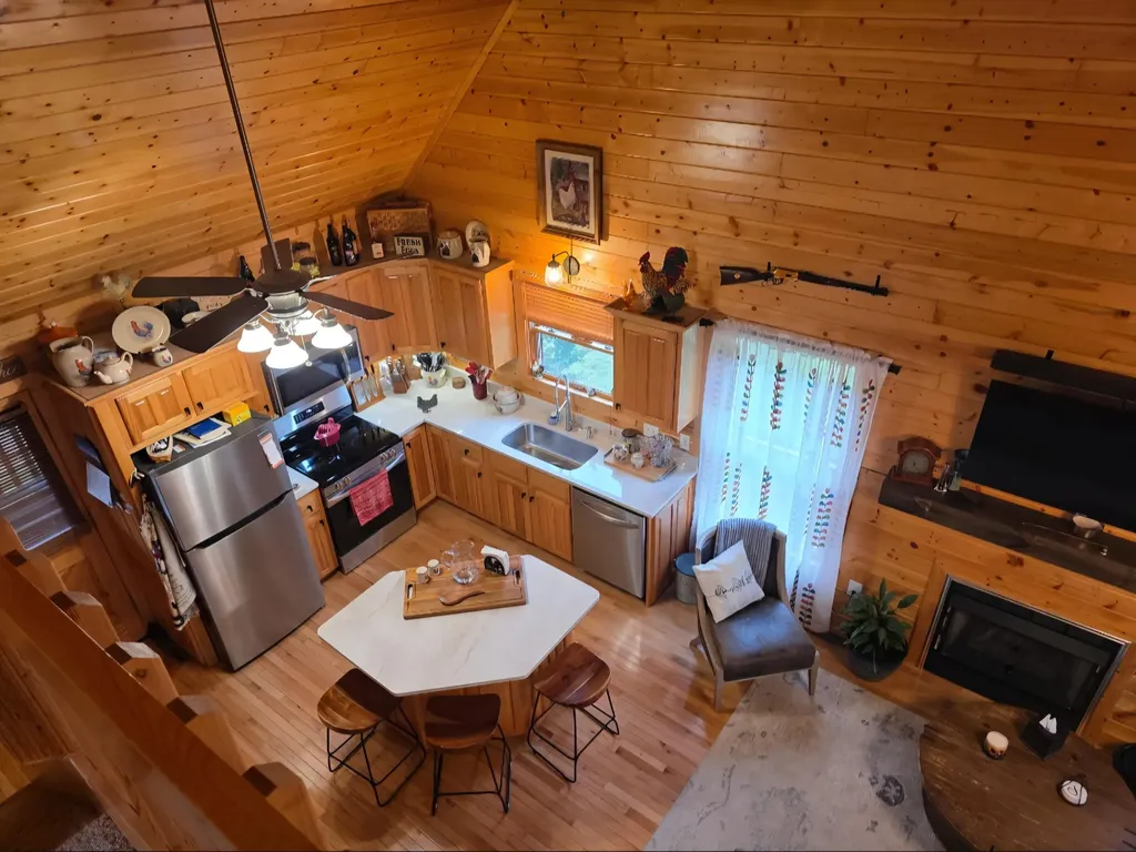 22 Elly Avenue Russell Springs KY 42642