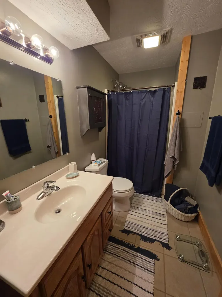 22 Elly Avenue Russell Springs KY 42642