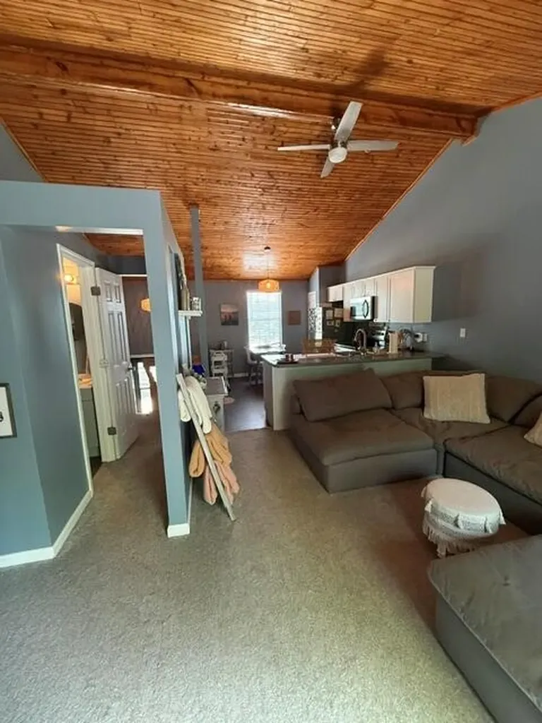 1380 Hartland Woods Way Lexington KY 40515