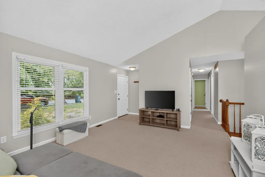 1110 Rockbridge Road Lexington KY 40515