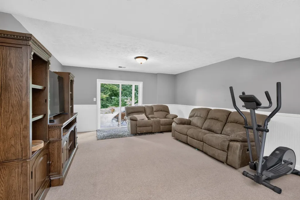 1110 Rockbridge Road Lexington KY 40515