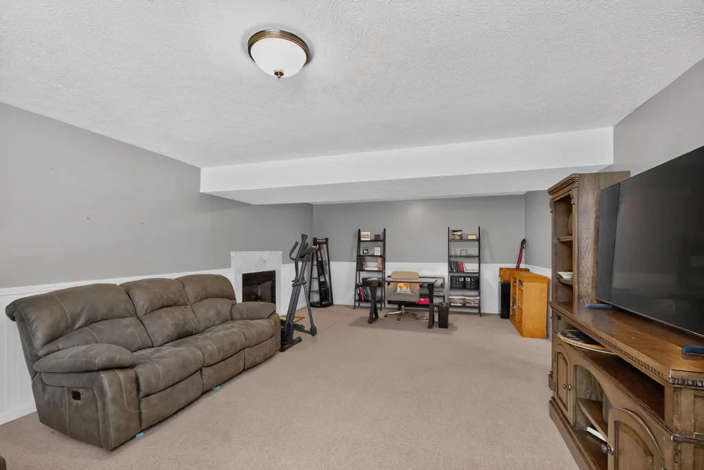 1110 Rockbridge Road Lexington KY 40515