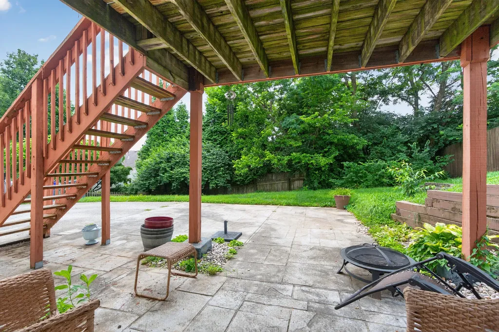 1110 Rockbridge Road Lexington KY 40515