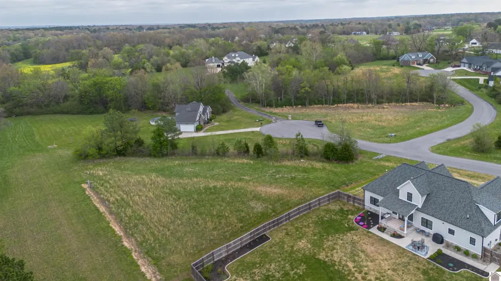 000 Hill Creek Lane Benton KY 42025