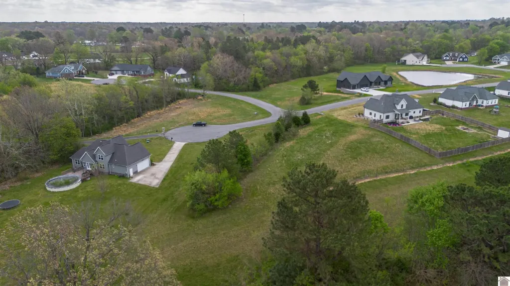 000 Hill Creek Lane Benton KY 42025