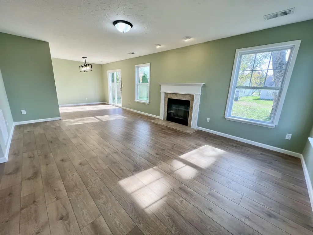 1996 Sandersville Road Lexington KY 40511