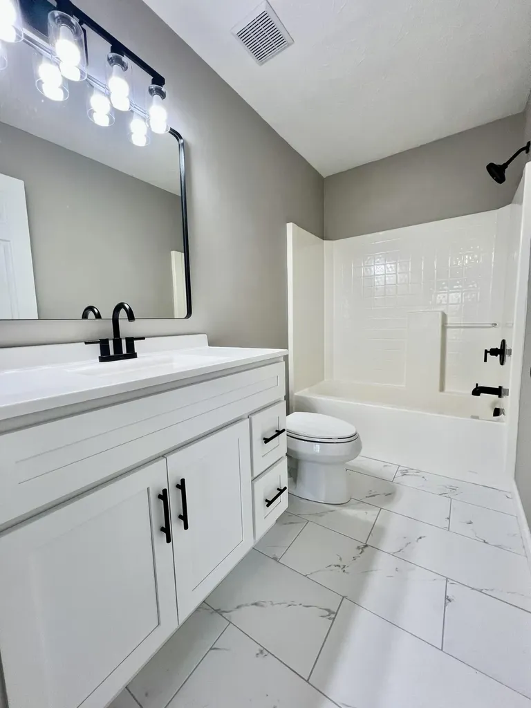 1996 Sandersville Road Lexington KY 40511
