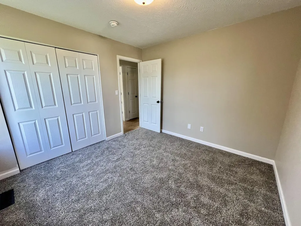 1996 Sandersville Road Lexington KY 40511