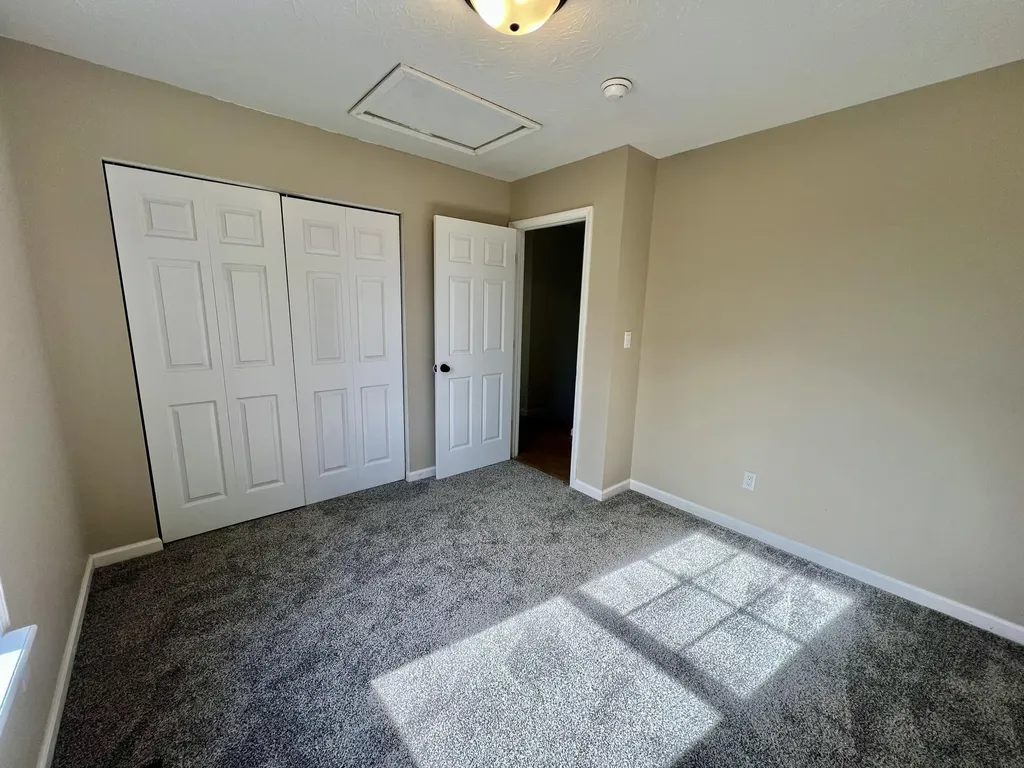 1996 Sandersville Road Lexington KY 40511