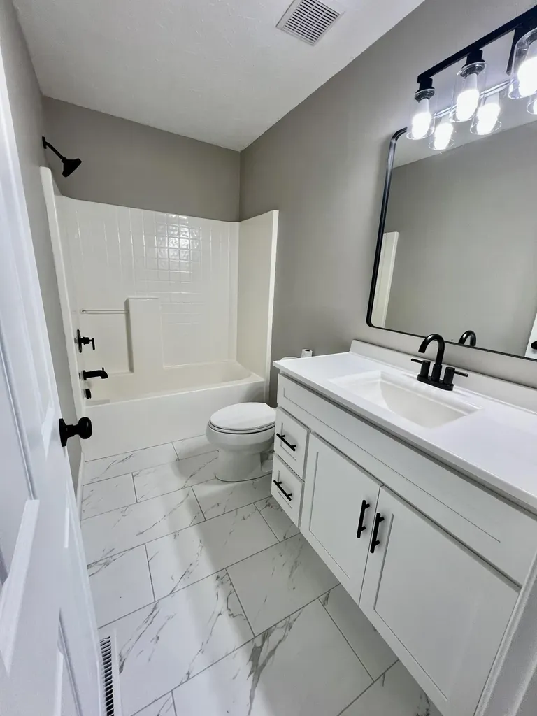 1996 Sandersville Road Lexington KY 40511