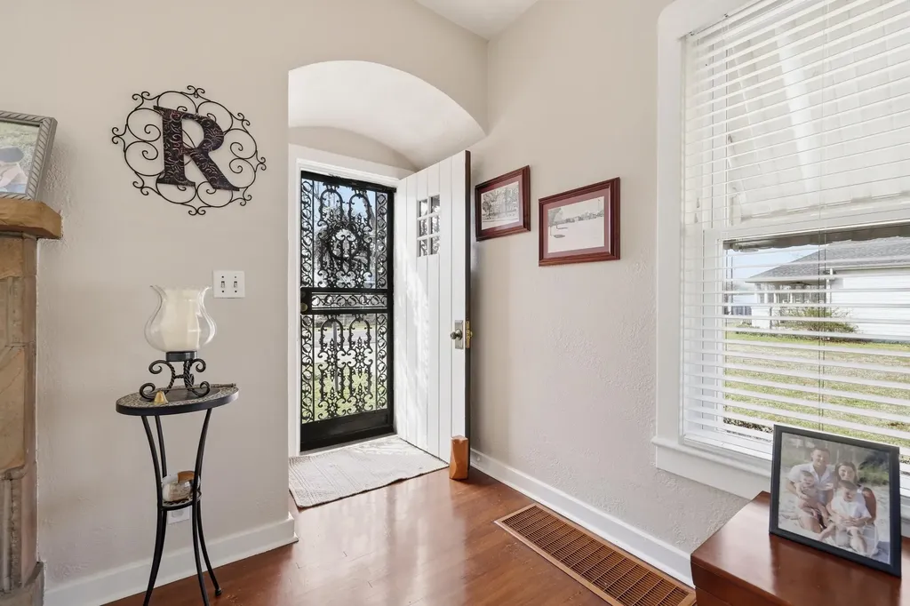 526 Broadway Street Barlow KY 42024