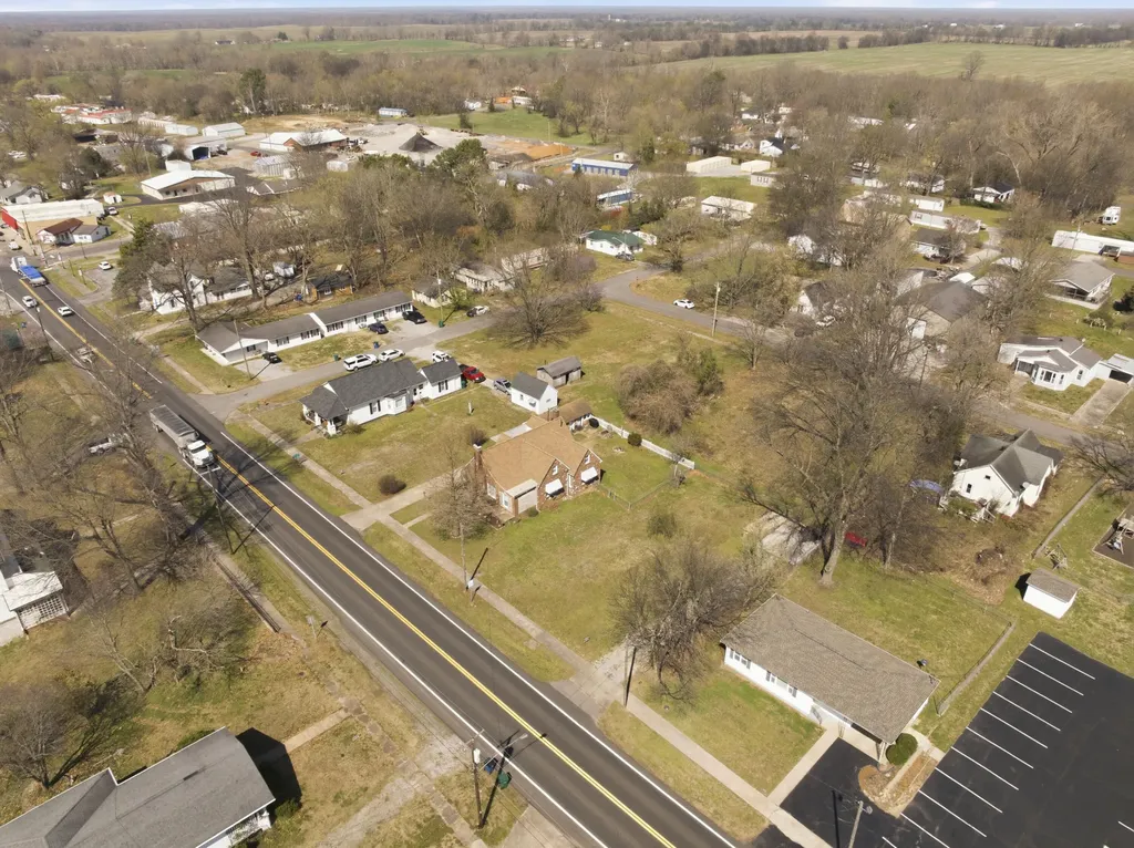 526 Broadway Street Barlow KY 42024