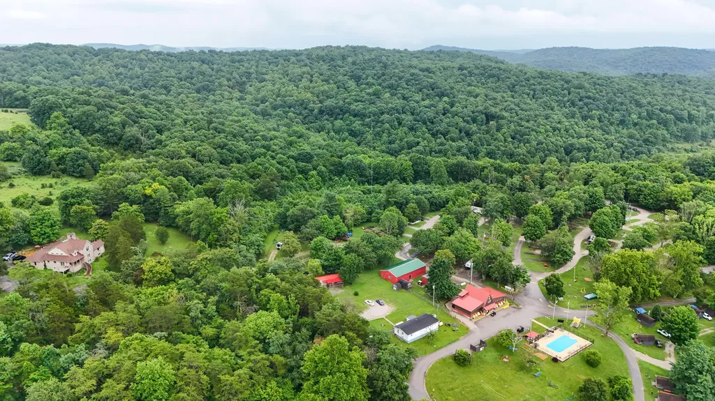 235 Red Foley Road Mt Vernon KY 40456
