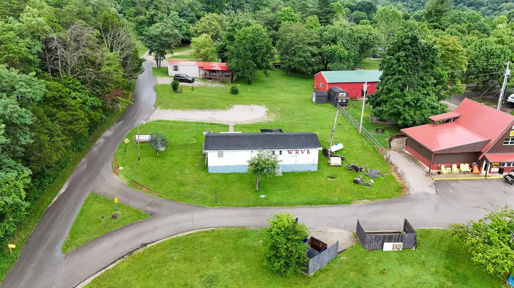 235 Red Foley Road Mt Vernon KY 40456