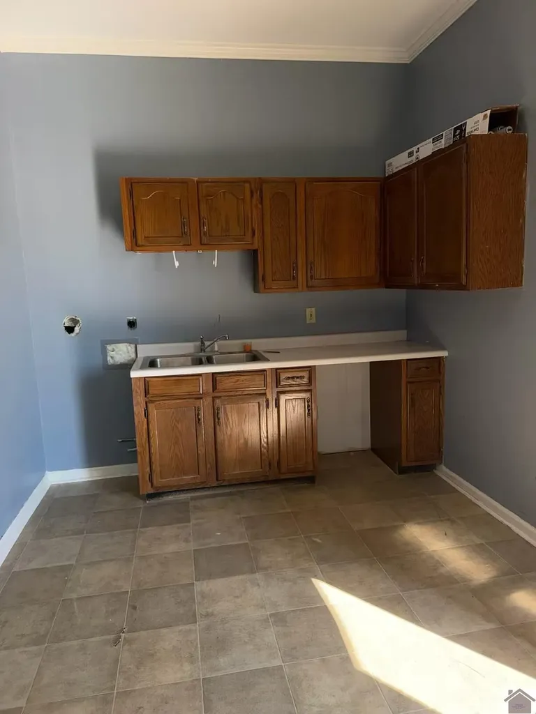 2850 Lone Oak Road Paducah KY 42001