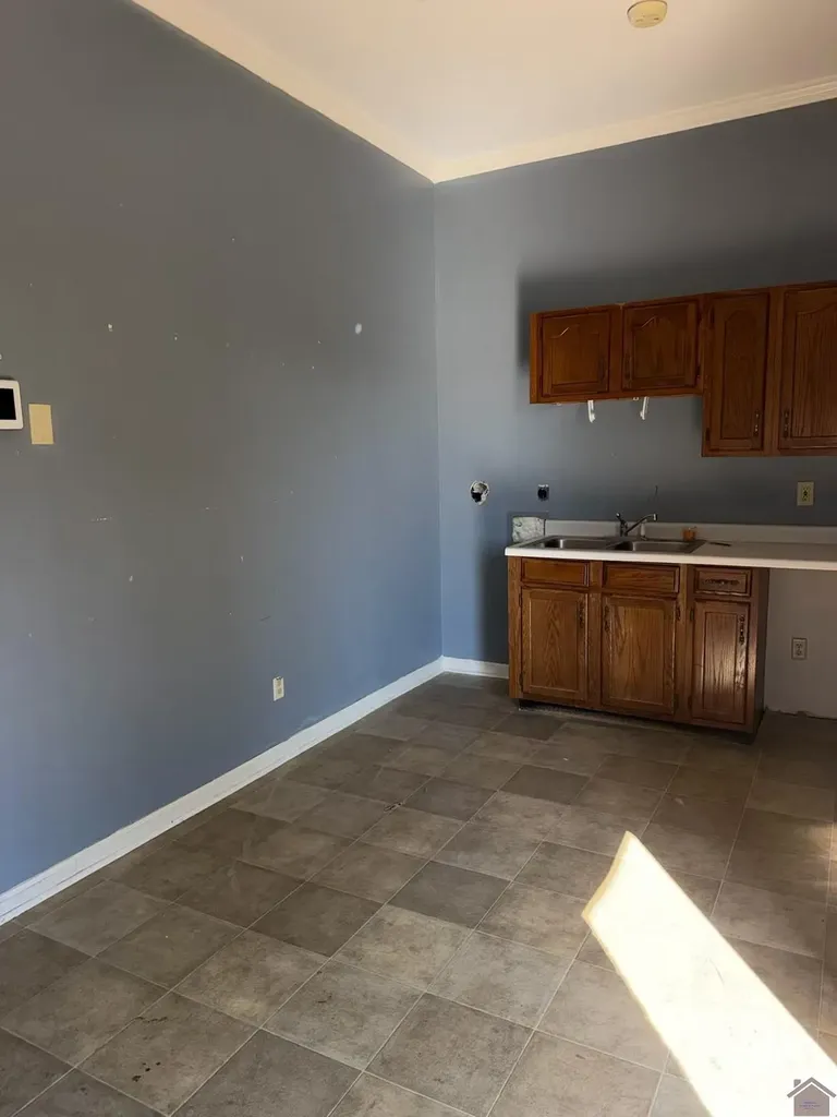 2850 Lone Oak Road Paducah KY 42001