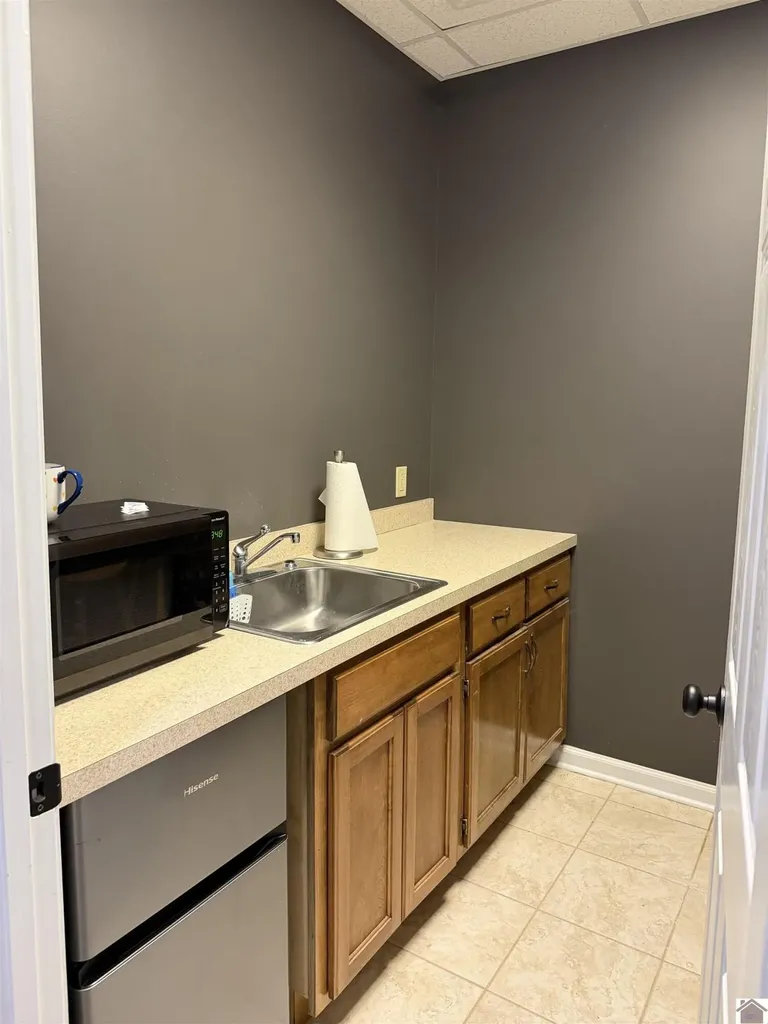 2830 Lone Oak Road Suite 1-a Road Paducah KY 42001
